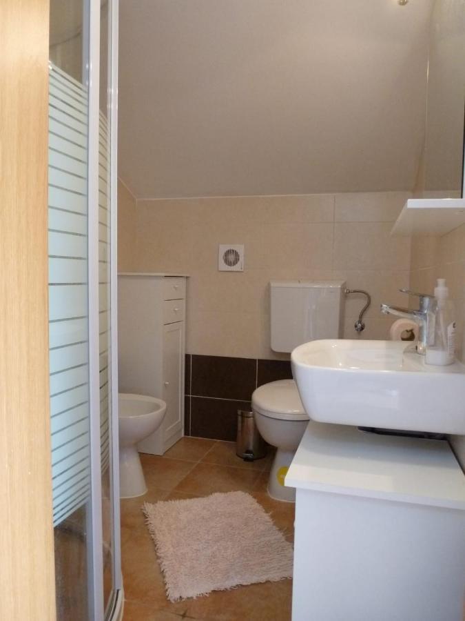 Apartmani Veronika Nin Eksteriør billede